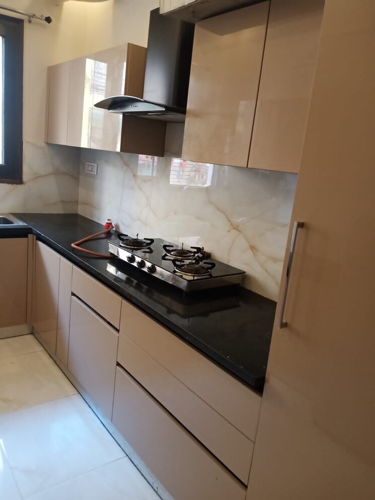 Kitchen, sunshine-enclave 3 Bedroom 1800 Sq.Ft. Apartment In Vip Road Zirakpur 9512383