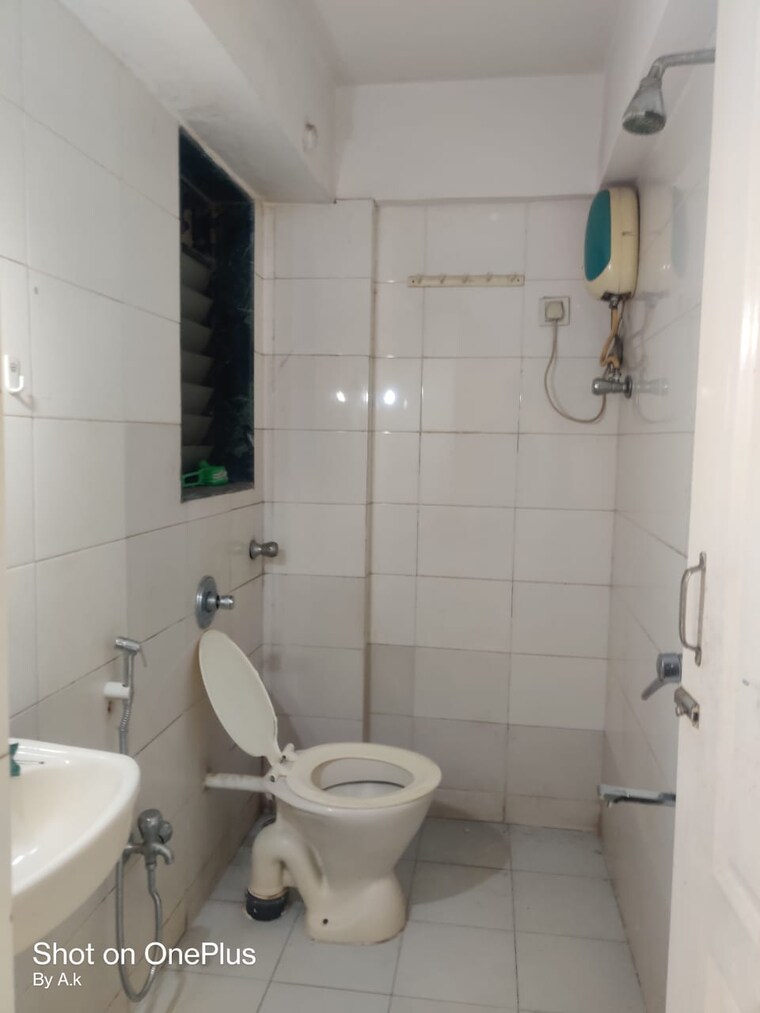 Attached Bathroom, sapphire-lakeside 1 Bedroom 550 Sq.Ft. Apartment In Powai Mumbai 9512470