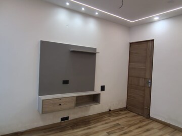 Room in 4 BHK Independent House at Dhakoli – for Sale