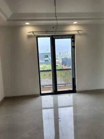 Room in 4 BHK Independent House at Dhakoli – for Sale