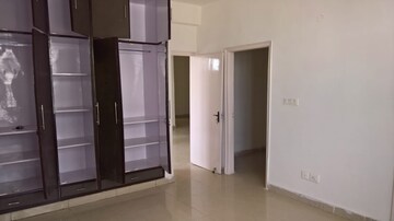 Room in 3 BHK Apartment at Silver City Extention, Vip Road – for Rent