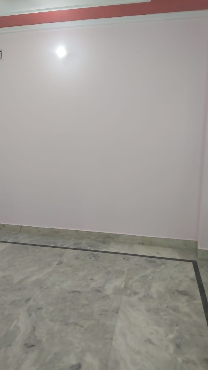 1.5 BHK Builder Floor For Rent in Patpar Ganj Village Nr ev