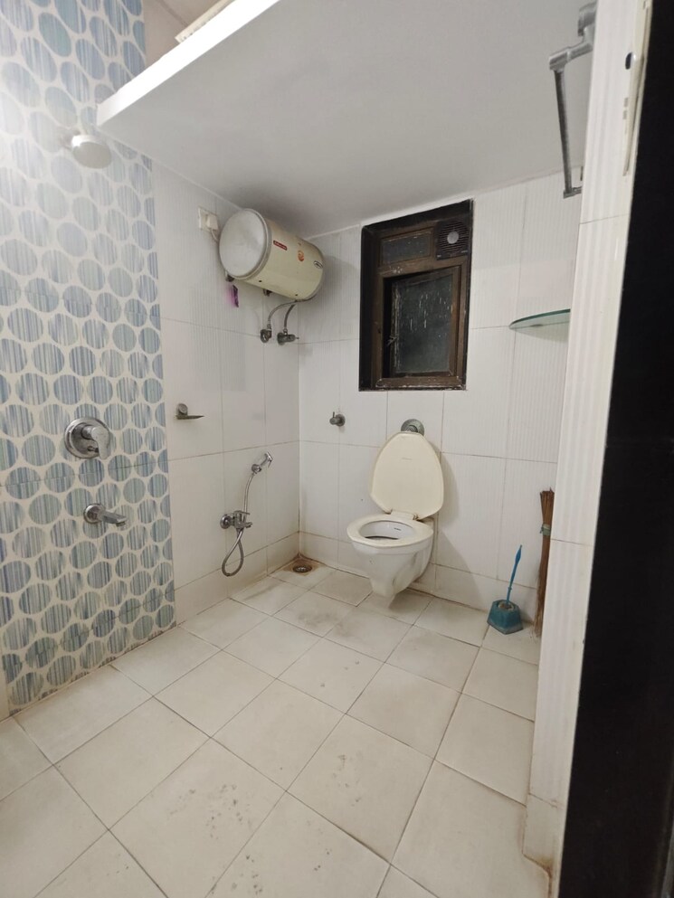 Bathroom, nellai-heights 3 Bedroom 1566 Sq.Ft. Apartment In Chembur Mumbai 9512502