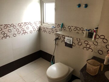 Bathroom in 3 BHK Apartment at Sunshine Helios, Sector 78 – for Rent