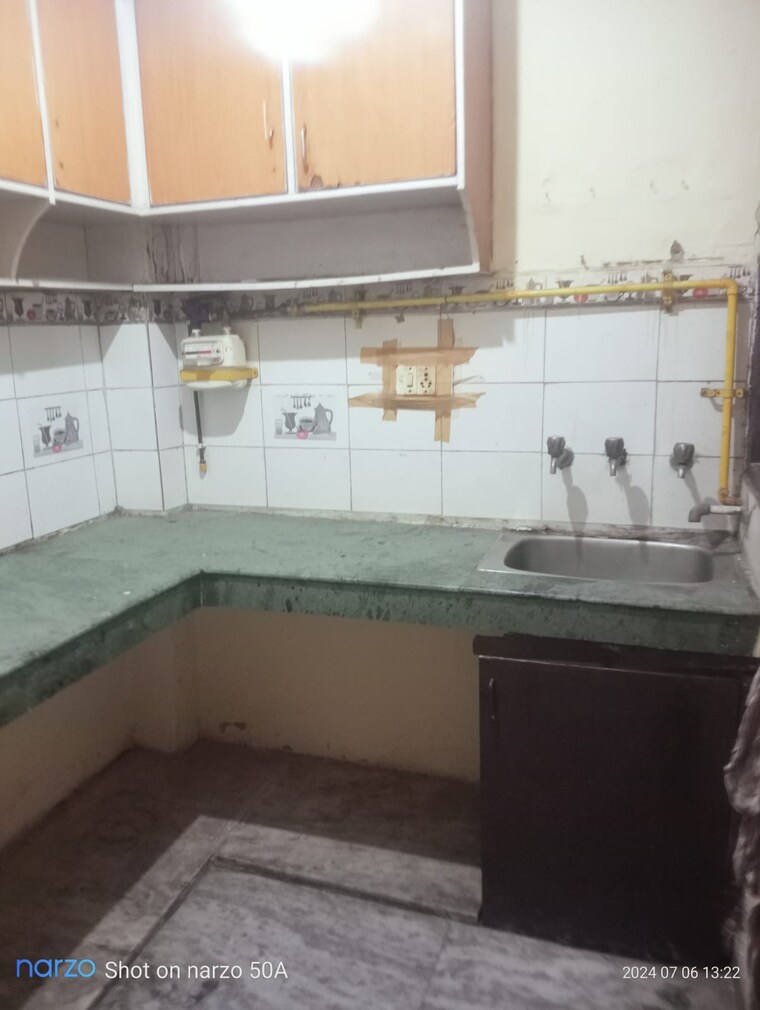 Kitchen, mayur vihar 2.5 Bedroom 750 Sq.Ft. Builder Floor In Mayur Vihar Delhi 9512667