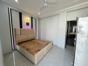 Bedroom in 2 BHK Builder Floor at Saket – for Rent