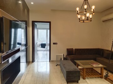 Building Lobby in 4 BHK Builder Floor at Greater Kailash I – for Rent