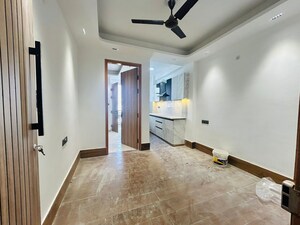 Living Room in 2 BHK Builder Floor at Saket – for Rent