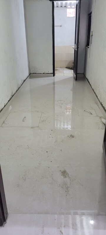 Room in 3.5 BHK Villa at Sushant Lok I – for Rent