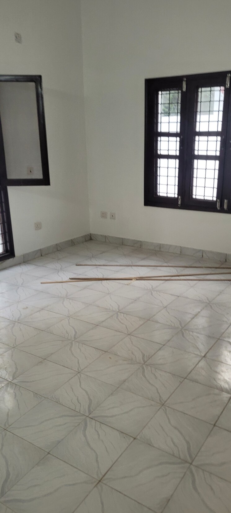 Room, sushant lok i 3.5 Bedroom 2700 Sq.Ft. Villa In Sushant Lok I Gurgaon 9512877