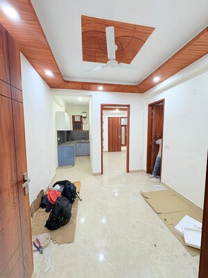 Living Room in 1 BHK Builder Floor at Chattarpur – for Rent