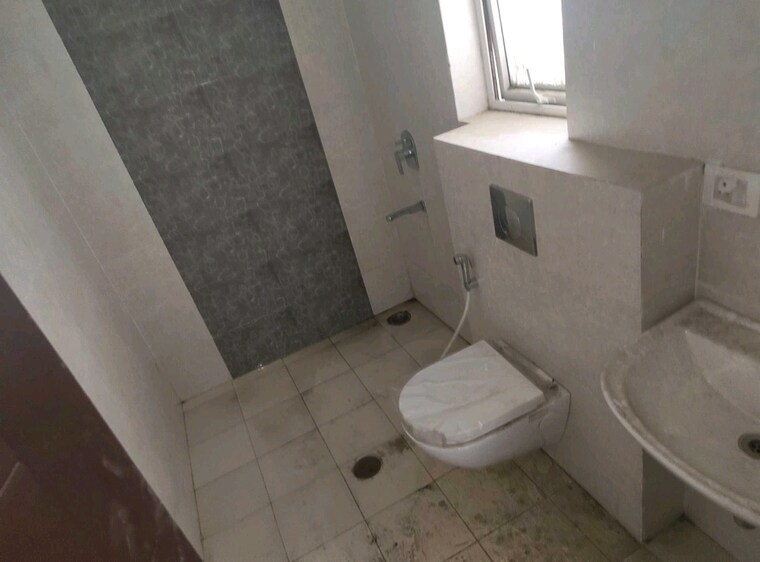 Attached Bathroom, spaze-privy-at4 3 Bedroom 1918 Sq.Ft. Apartment In Sector 84 Gurgaon 9512903