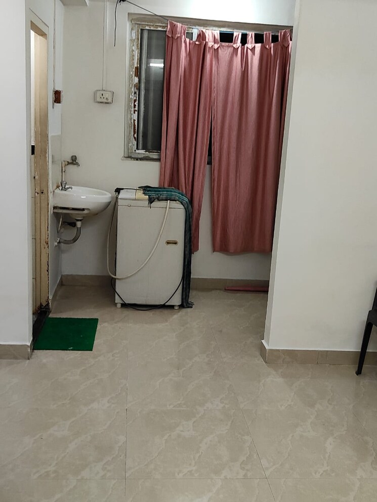 Bathroom, piramal-mahada 1 Bedroom 360 Sq.Ft. Apartment In Lower Parel Mumbai 9512934