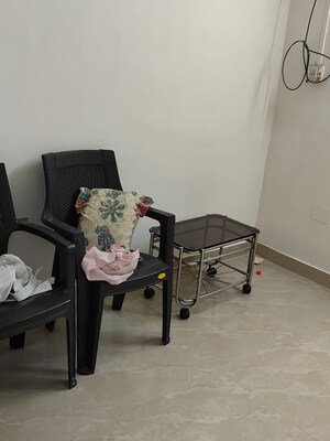 Master Bedroom in 1 BHK Apartment at Piramal Mahada, Lower Parel – for Rent