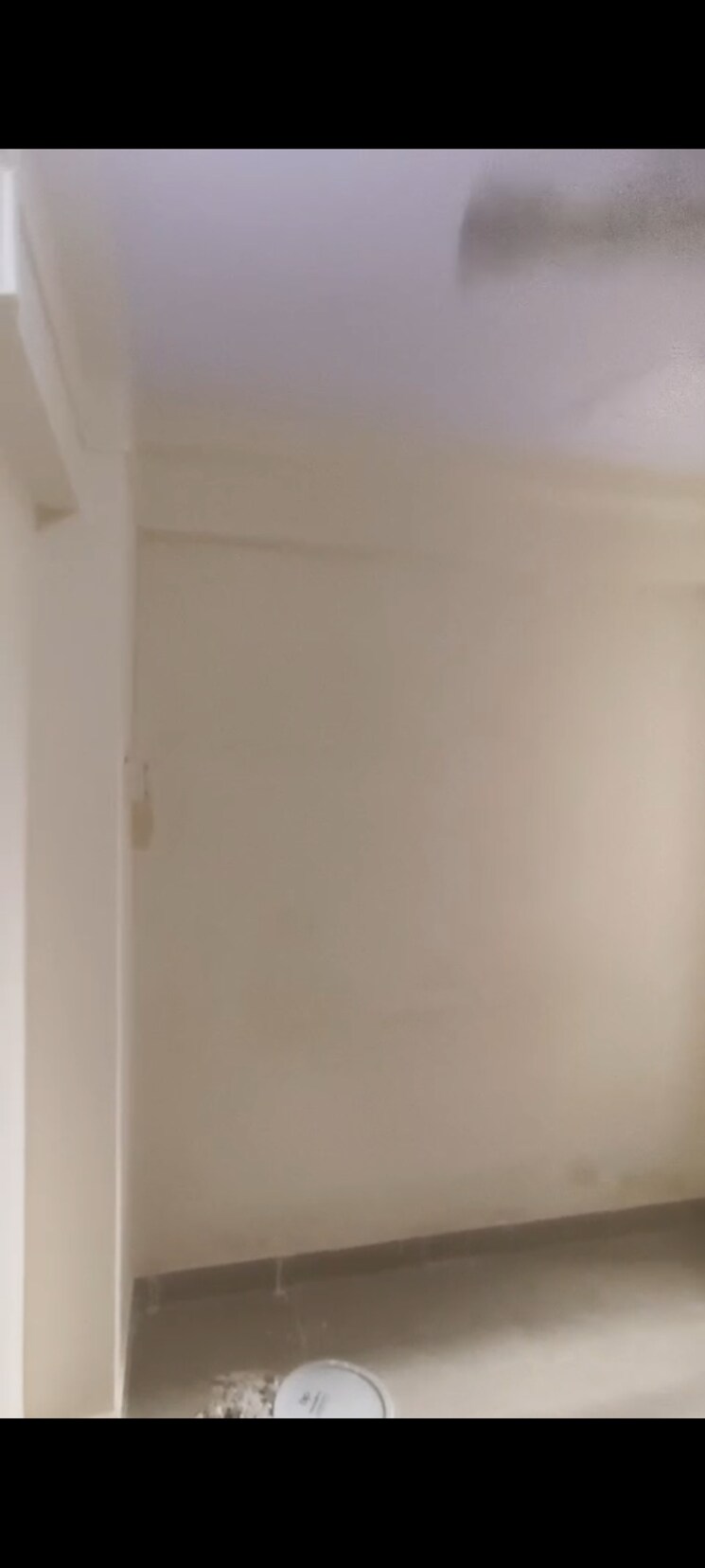 Room, mhada-century-mill 1 Bedroom 325 Sq.Ft. Apartment In Lower Parel Mumbai 9512960