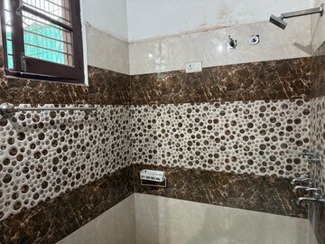 Bathroom in 2 BHK Villa at Bhabat – for Rent
