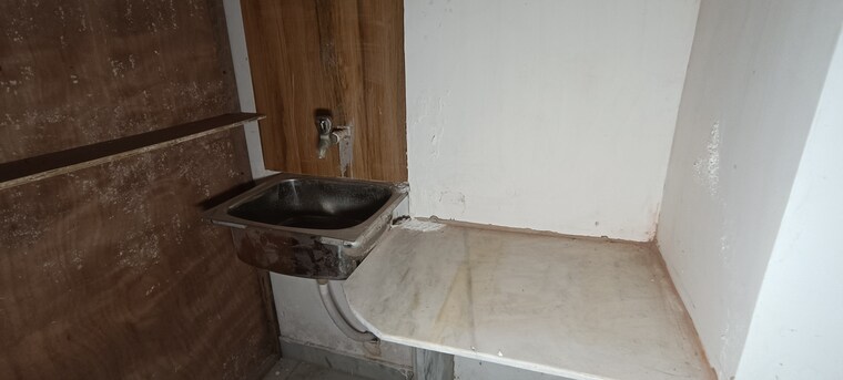 Kitchen, kaikhali 1 RK 350 Sq.Ft. Independent House In Kaikhali Kolkata 9512966