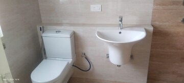 Bathroom in 4 BHK Apartment at BPTP Mansions, Sector 66 – for Rent