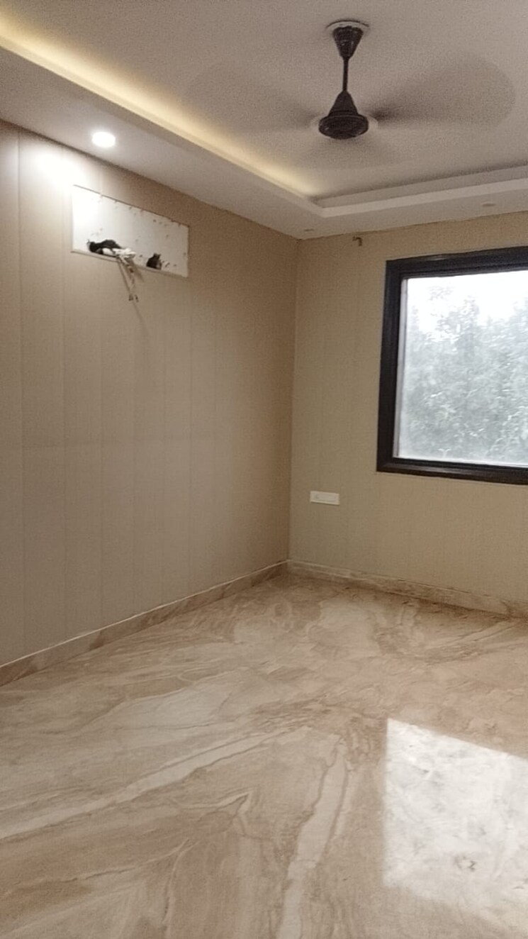 Room, rajouri garden 3 Bedroom 1800 Sq.Ft. Builder Floor In Rajouri Garden Delhi 9513001