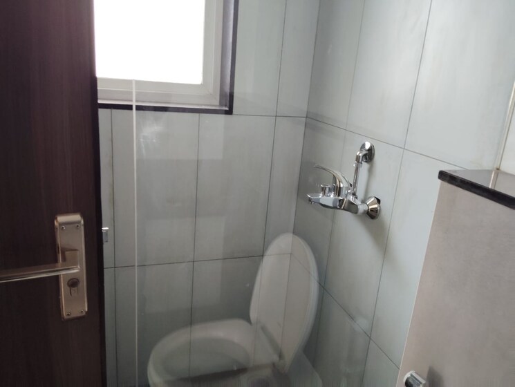 Bathroom, kolte-patil-24k-sereno 3 Bedroom 1500 Sq.Ft. Apartment In Baner Pune 9513091