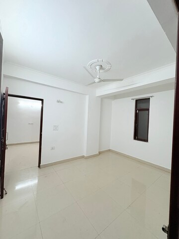 Bedroom in 1 BHK Builder Floor at Chattarpur – for Rent