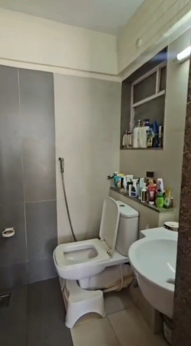 Bathroom, rohan-mithila 2 Bedroom 1387 Sq.Ft. Apartment In Viman Nagar Pune 9513134
