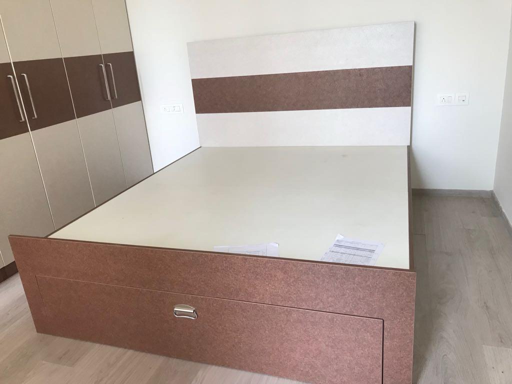 2.5 BHK Apartment For Sale in Hiranandani Club Meadows