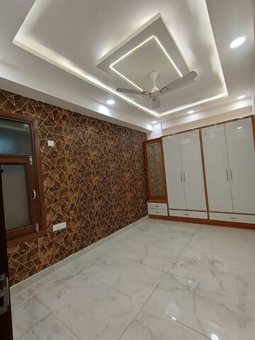 Bedroom in 3 BHK Builder Floor at Vasundhara Sector 5 – for Sale