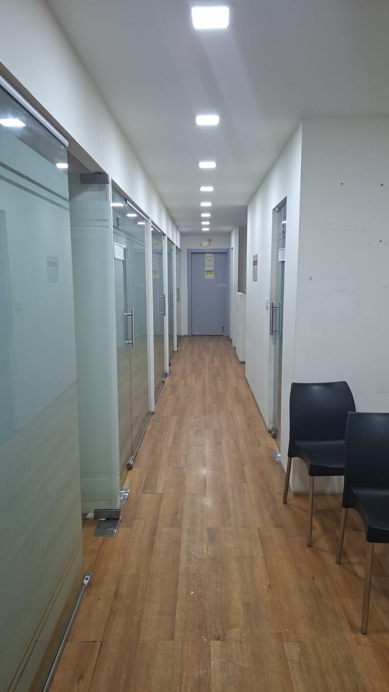 Team Area, hiranandani-estate-leonardo Commercial Office Space 1132 Sq.Ft. In Ghodbunder Road Thane 9513145