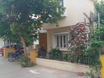 4 BHK Independent House – Exterior View View at Gotri Road - for Rent