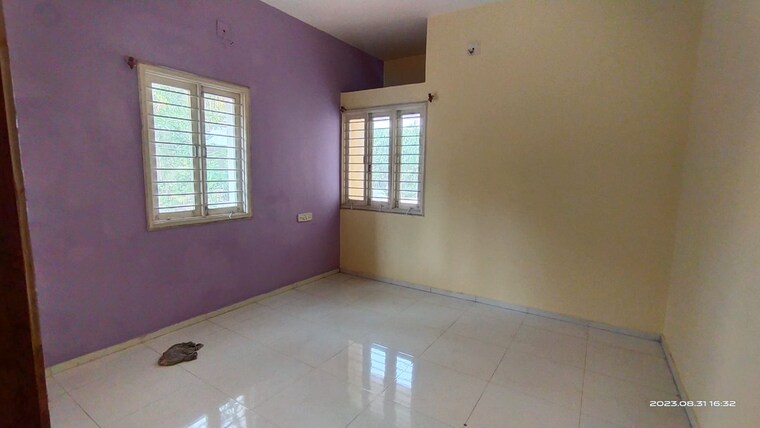 Room, gotri road 4 Bedroom 2500 Sq.Ft. Independent House In Gotri Road Vadodara 9513151