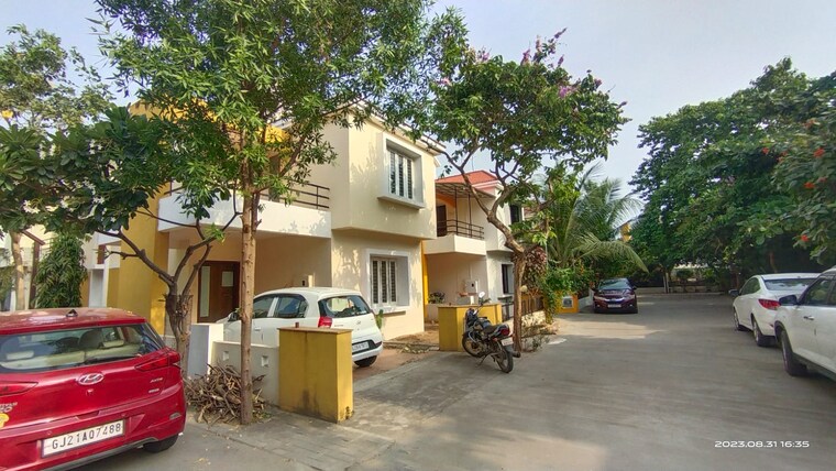 Exterior View, gotri road 4 Bedroom 2500 Sq.Ft. Independent House In Gotri Road Vadodara 9513151