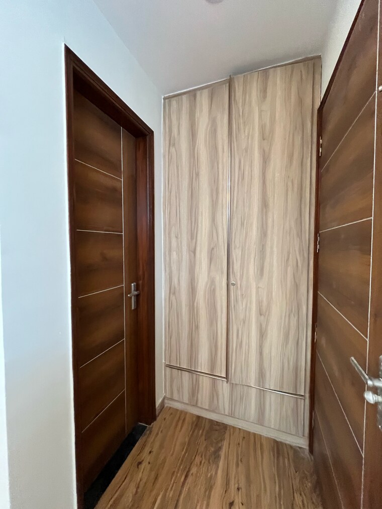 undefined, sector 43 3 Bedroom 350 Sq.Yd. Builder Floor In Sector 43 Gurgaon 9513185