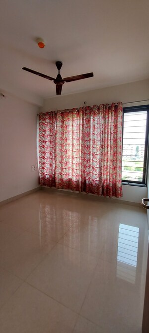 Room in 3 BHK Apartment at Nanded City Pancham, Nanded – for Rent
