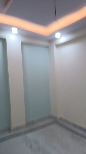 2 BHK Builder Floor For Sale in Shalimar Garden Extension ii