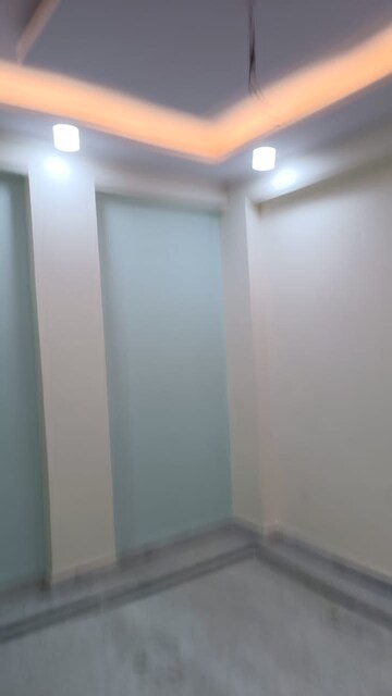 2 BHK Builder Floor For Sale in Shalimar Garden Extension ii