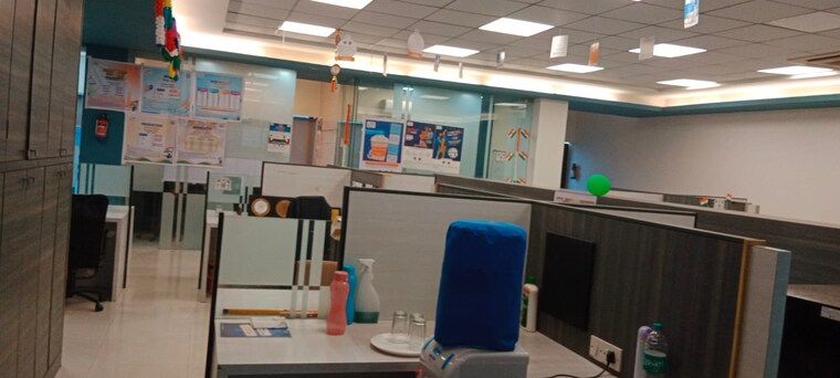 Team Area, hiranandani-meadows Commercial Office Space 2100 Sq.Ft. In Manpada Thane 9513182
