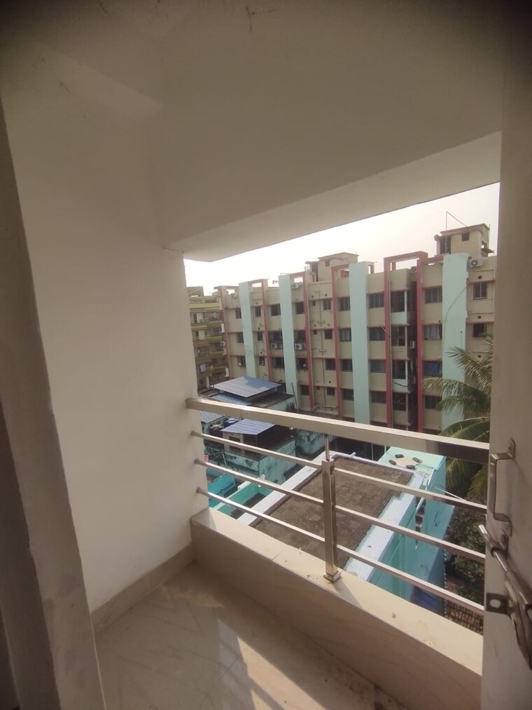 Balcony, dum dum 2 Bedroom 1000 Sq.Ft. Apartment In Dum Dum Kolkata 9513186