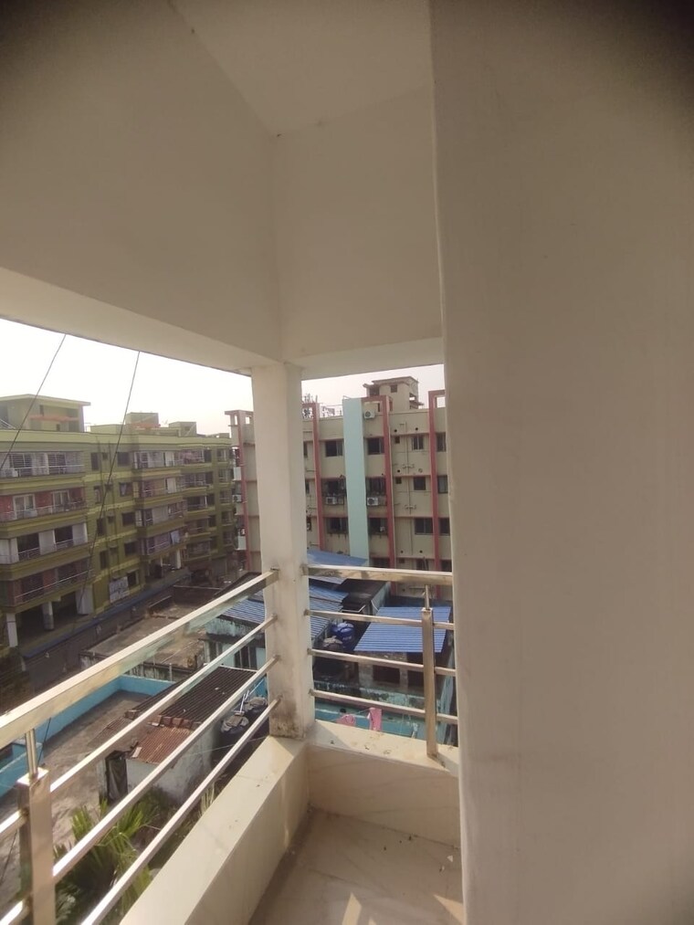 Balcony, dum dum 2 Bedroom 1000 Sq.Ft. Apartment In Dum Dum Kolkata 9513186