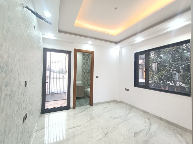 Room, bptp-district-3 3 Bedroom 1620 Sq.Ft. Builder Floor In Sector 85 Faridabad 9513301