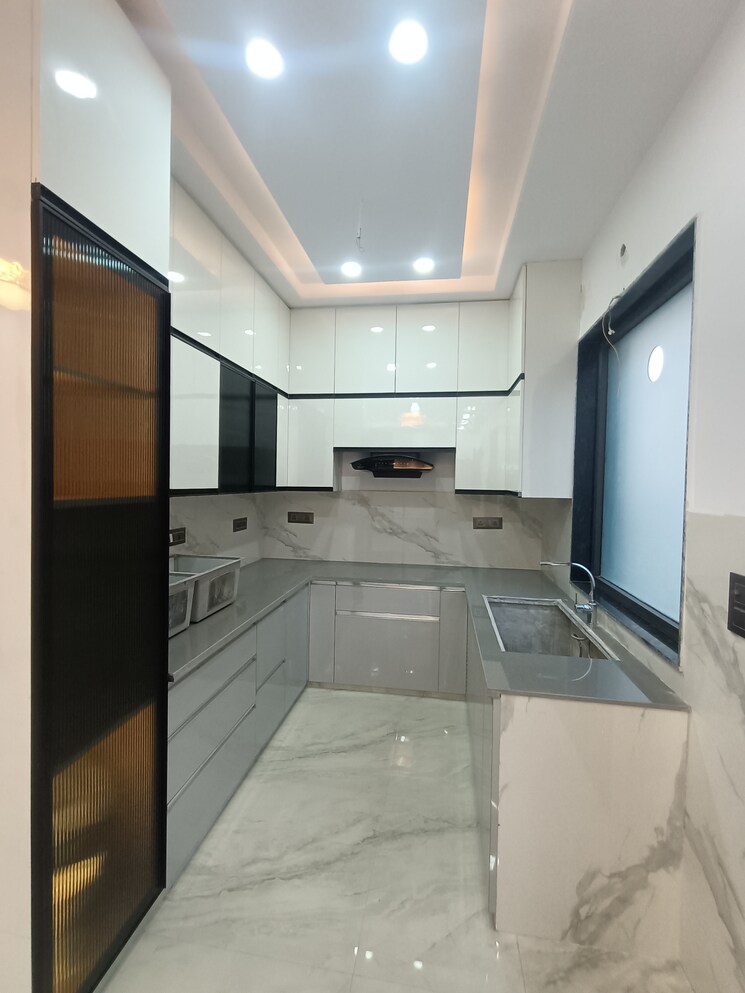 Kitchen, bptp-district-3 3 Bedroom 1620 Sq.Ft. Builder Floor In Sector 85 Faridabad 9513301