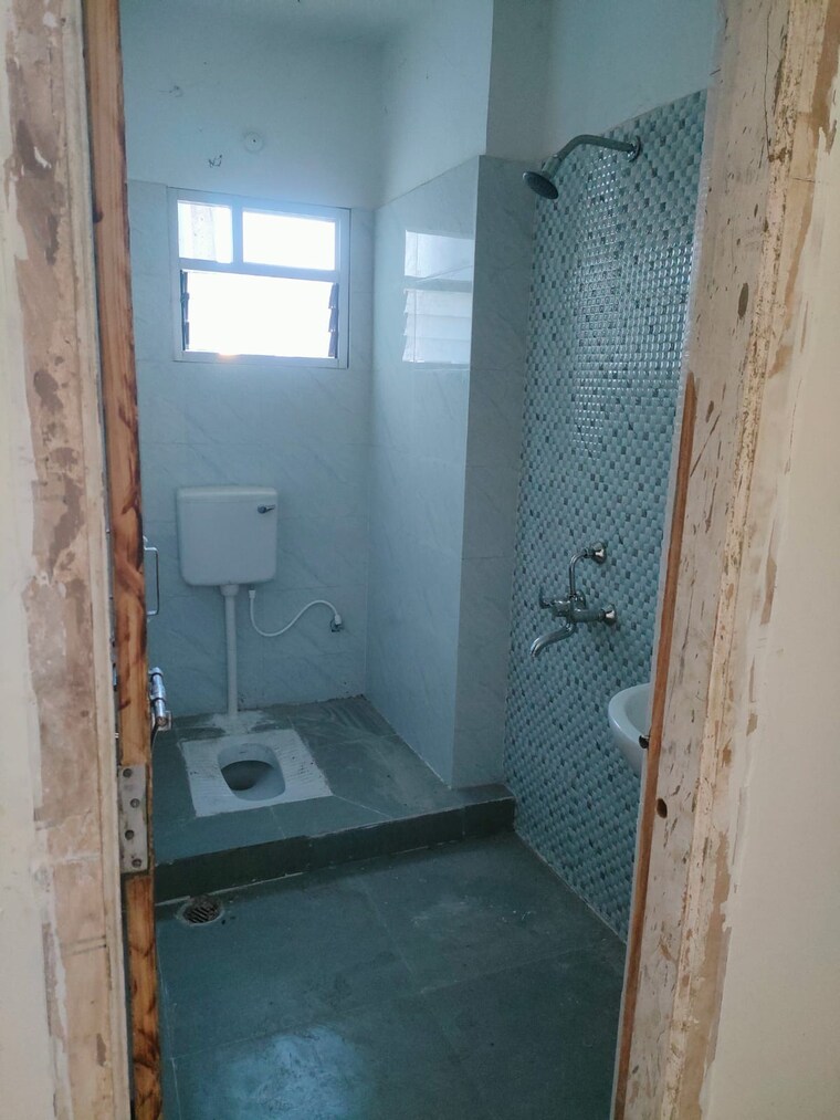Bathroom, argora chowk 3 Bedroom 1670 Sq.Ft. Apartment In Argora Chowk Ranchi 9513361