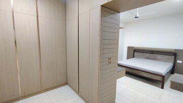 Room in 3 BHK Apartment at Bhadra Landmarks Legacy, Mg Road – for Rent