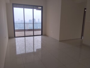 Room in 3 BHK Apartment at The Prestige City, Mulund West – for Rent