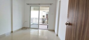 Room in 2 BHK Apartment at Miami Apartment, Dhayari – for Rent