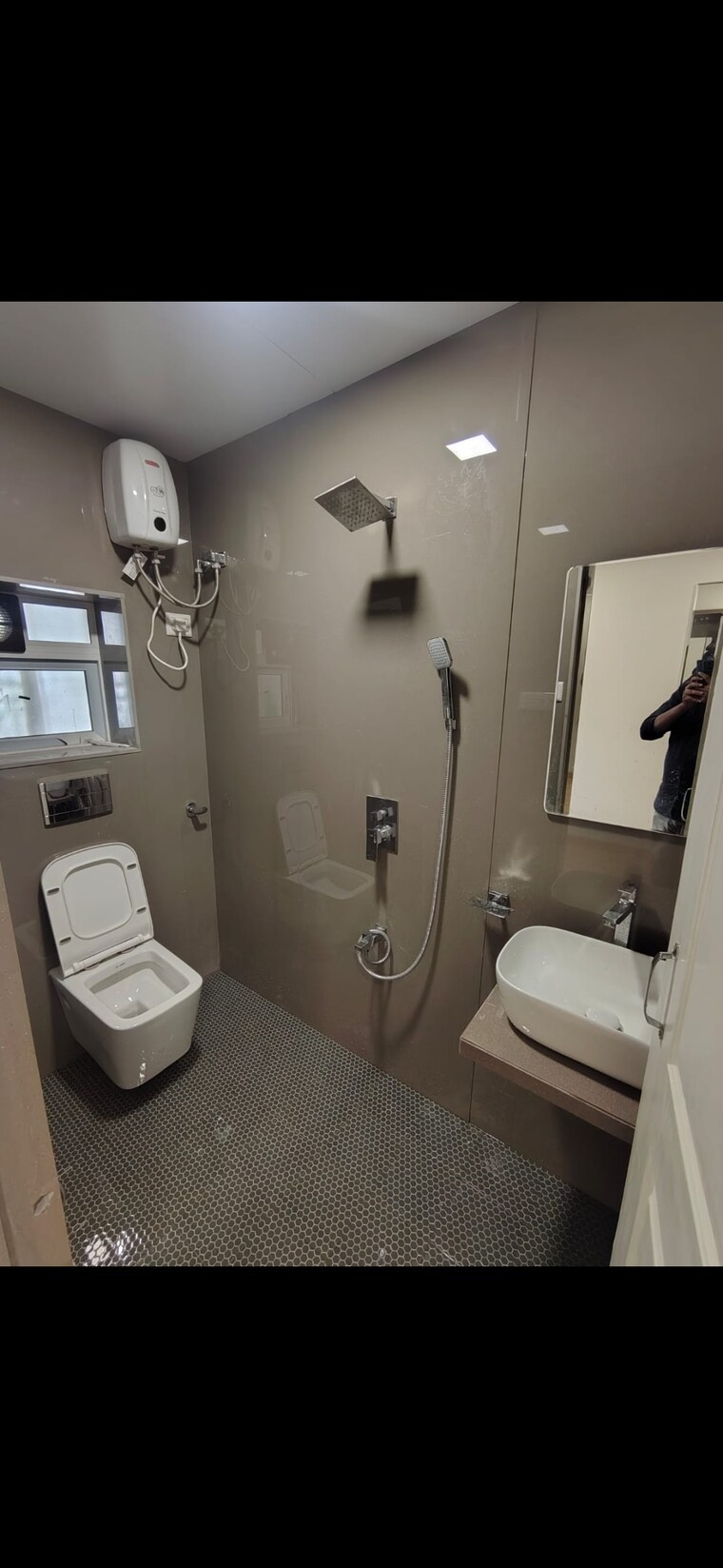 Bathroom, prabhadevi Pg For Girls In Prabhadevi 9513403