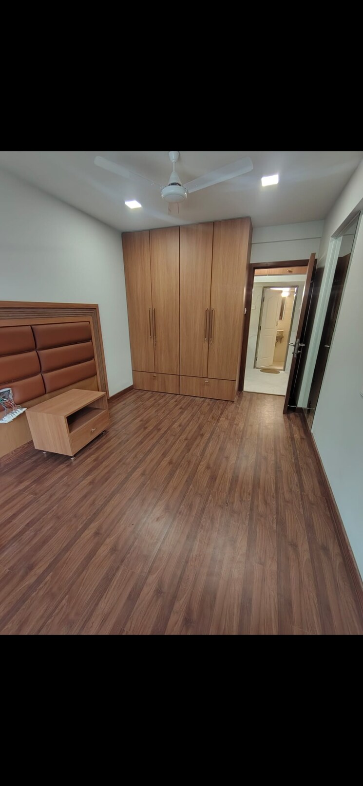 Room, prabhadevi Pg For Girls In Prabhadevi 9513403