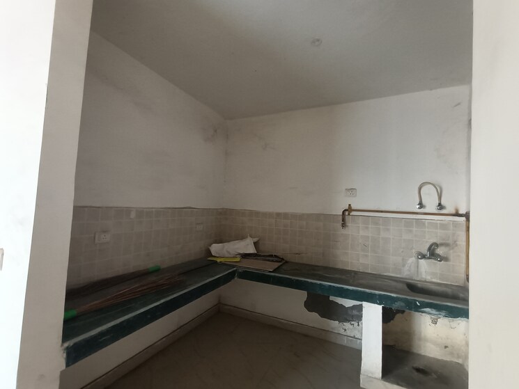 Kitchen, era-redwood-residency 3 Bedroom 1570 Sq.Ft. Apartment In Sector 78 Faridabad 9513416