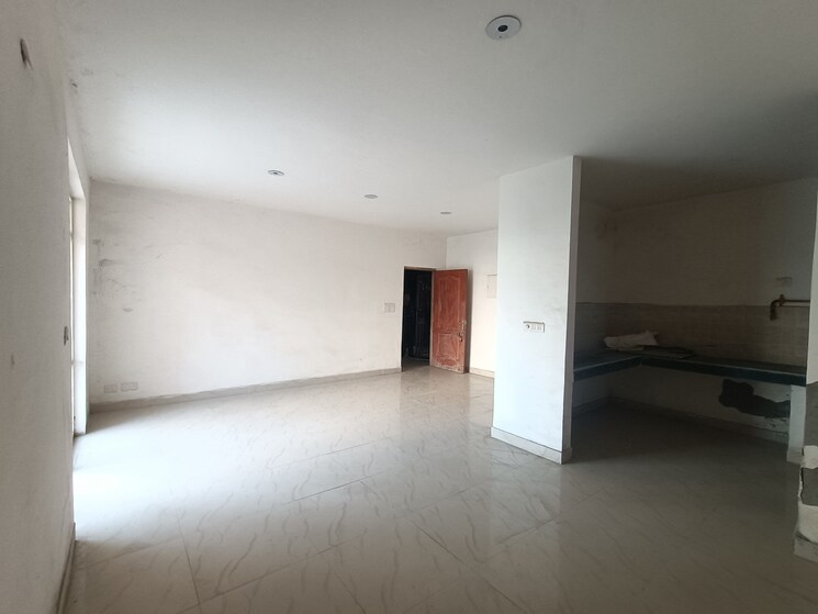 Room, era-redwood-residency 3 Bedroom 1570 Sq.Ft. Apartment In Sector 78 Faridabad 9513416