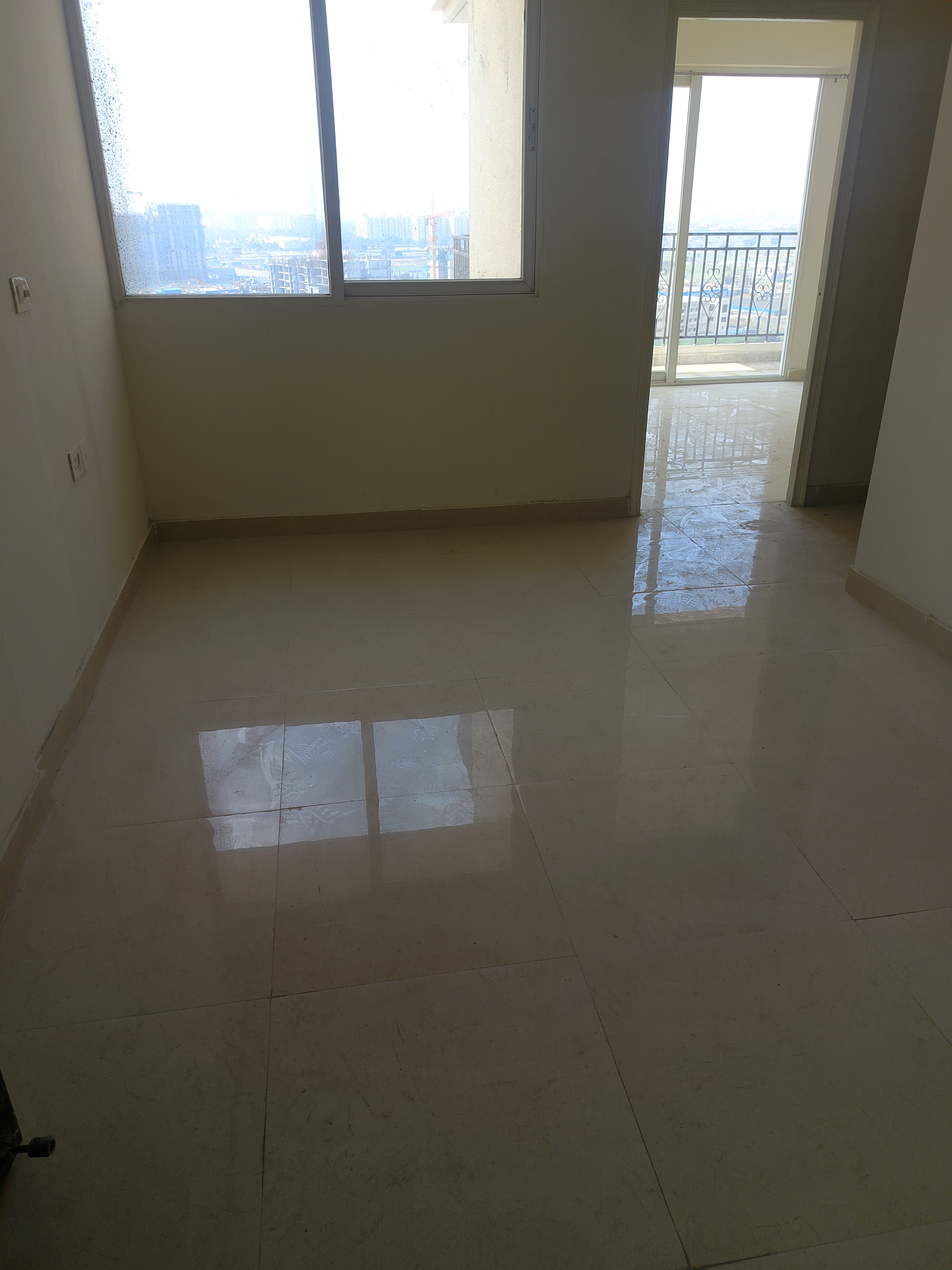 3 BHK + Study Room 740 Sq.Ft. Apartment in Signature Global Golf Greens